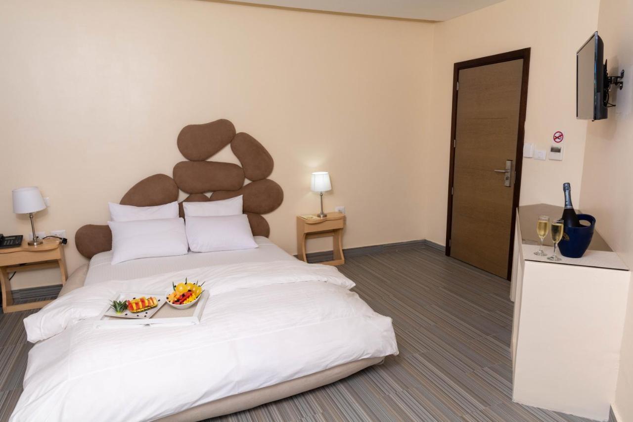 Alkquimia Hotel, Lounge And Bar باياهيبي المظهر الخارجي الصورة