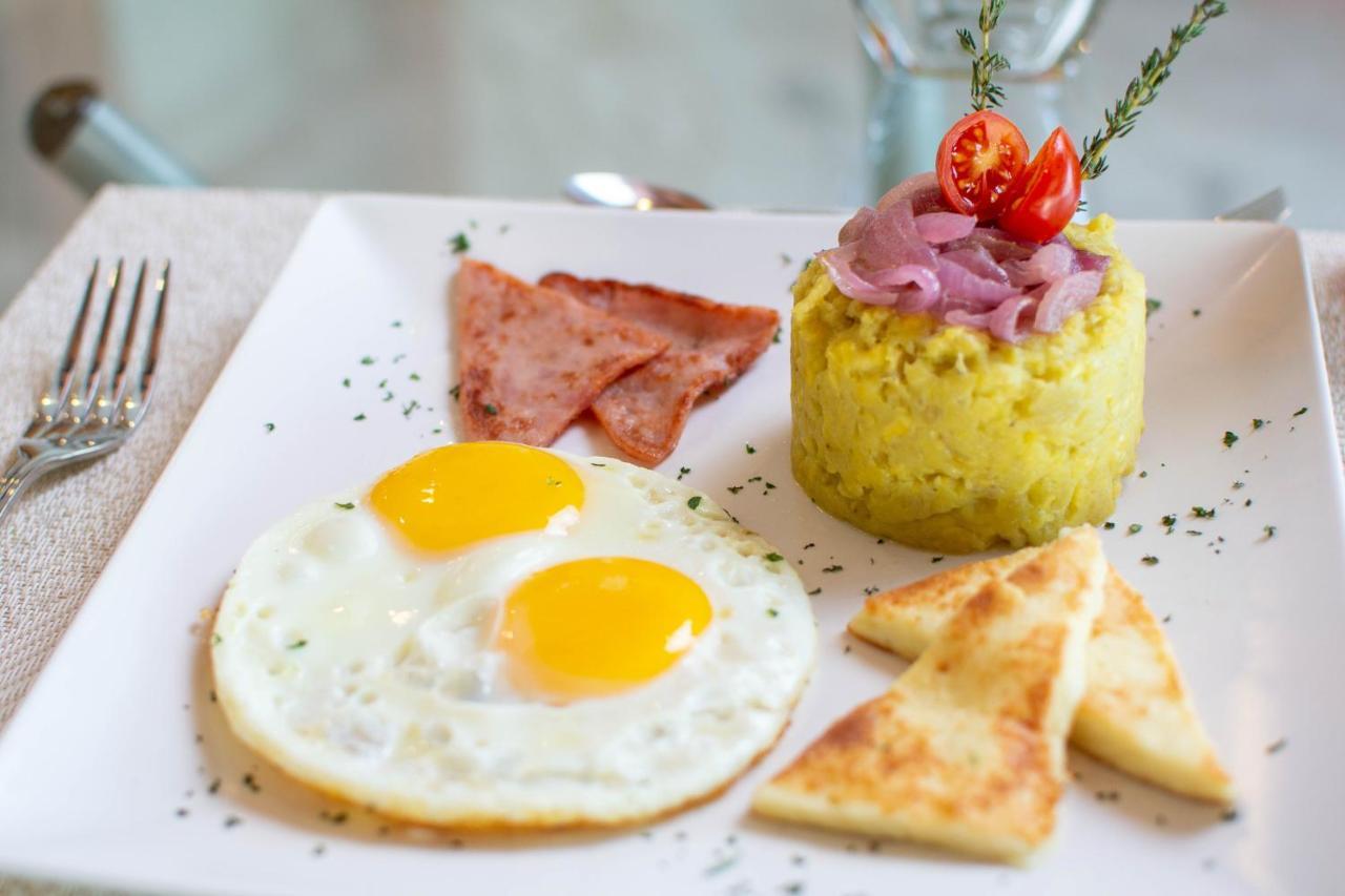 Alkquimia Hotel, Lounge And Bar باياهيبي المظهر الخارجي الصورة